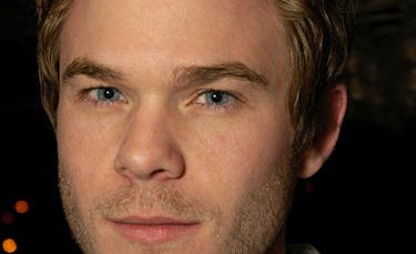 375px-Shawn_Ashmore_Out_on_the_Town_as_Photographed_by_Jason_Michael