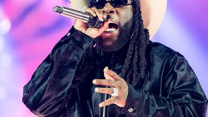 Untold_2024_-Burna_Boy_(53927293629)_(cropped)