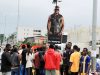 an-5-du-deces-de-dj-arafat-un-rassemblement-des-fans-a-abidjan-en-hommage-a_q9rttua3s49